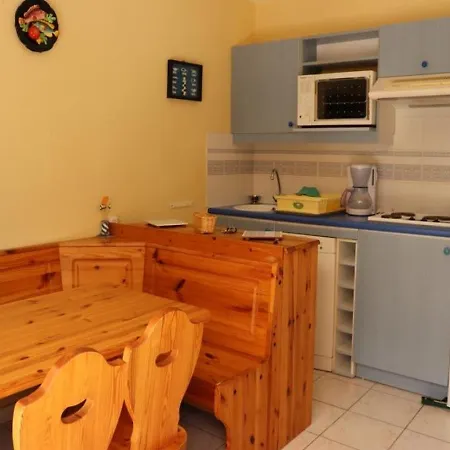 Joli T2 Cosy En Rez-de-jardin Dans Une Securisee *